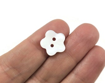 Flower shape MOP buttons - Mother of Pearl Shell Buttons 14mm - set of 6 floral white buttons