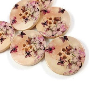 6 butterfly wooden buttons, 30mm floral sewing buttons, Decorative buttons for knitting, Natural craft supplies