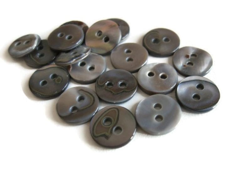 Grey Shell Buttons 10mm Grey Shell Buttons, 8 Natural Sewing Buttons, 2 Holes Mother of ...