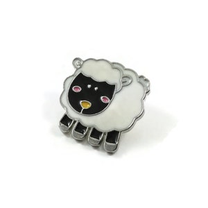 Black Sheep Enamel Pin, Knit Lover Brooch, Cute Gift for Knitter - Etsy