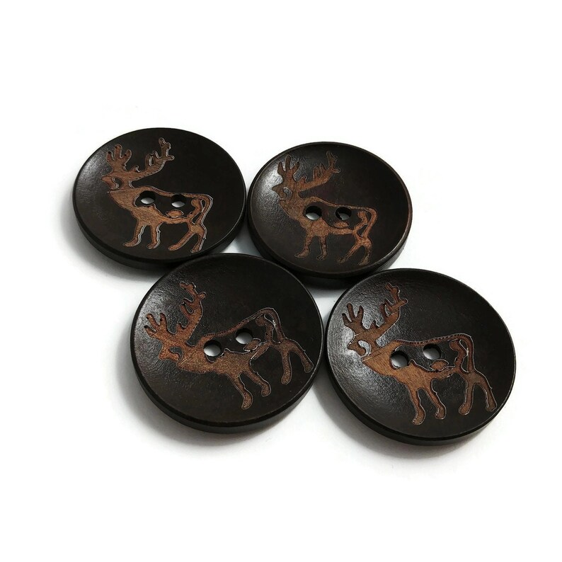 Rustic elk wooden button, 40mm big sewing button, 4 brown button for knitting, Deer woodland supplies image 4