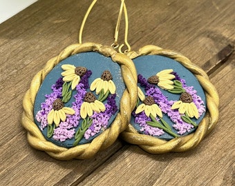 Gold-framed Wildflower earrings lightweight gift art