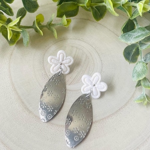 Flower Polymer Clay Earrings, White Drop Earrings, Handmade Earrings, Lightweight Earrings, Dangle Silver Earrings, White Floral Earrings