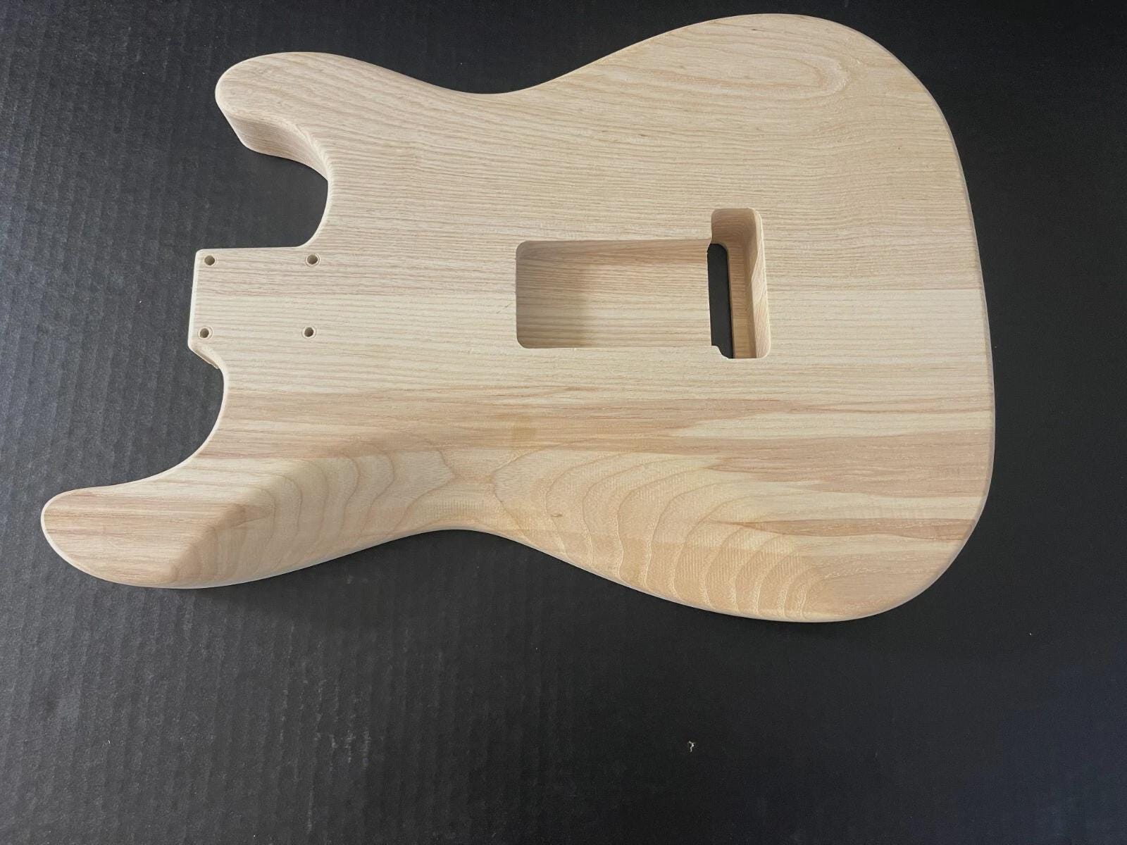 Left-handed S-style Guitar Body – SSS – 2-piece White Ash