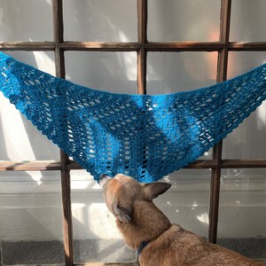 OPTIMISM Bandana Scarf - Crochet Pattern by Betty McKnit