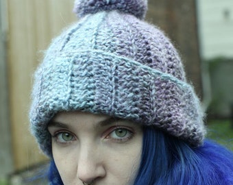 Maiya&#39;s Roommate&#39;s Hat - Crochet Pattern by Betty McKnit
