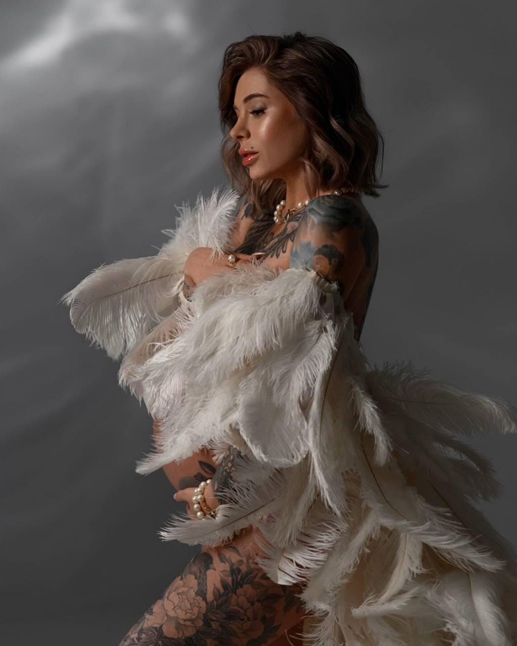 White Ostrich Feather Cape, Bridal Morning Photoshoot Robe