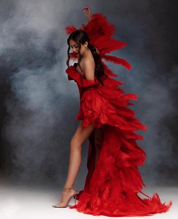 Red feather robe, luxury red cape for photoshoot, maternity or bridal outfit, dramatic tulle gown for birthday or holiday party