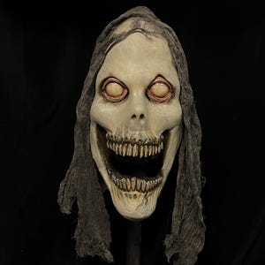 Creepy Phantom mask