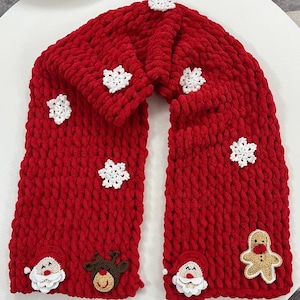 Hand Knit Christmas Scarf: Soft Velvet Snowflake Scarf