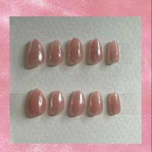 Pink chrome press-ons