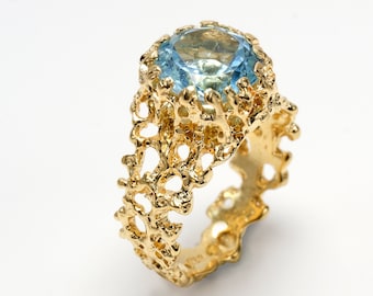 CORAL Sky Blue Topaz Engagement Ring, Blue Topaz Ring Gold, 14k Gold Ring, Unique Gold Ring, Gold Gemstone Ring, Birthstone Ring