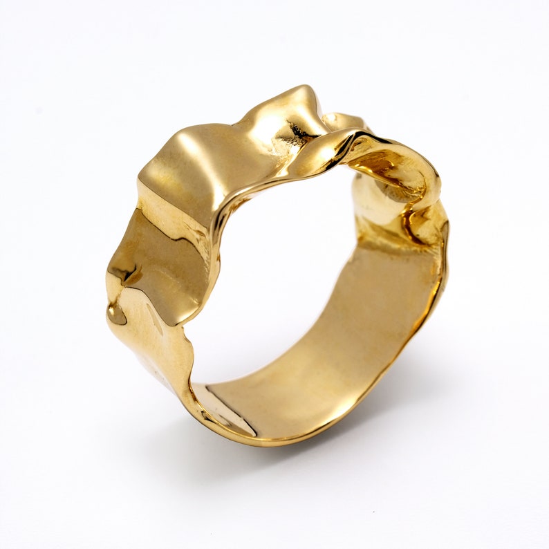 CRUMPLED 18k Gold Ring for Men Women, Unique Gold Wedding Band, Mens Gold Band Ring, 18k Gold Wedding Band, Italian Fine jewelry image 3