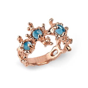 BETWEEN THE SEAWEEDS Rose Gold Ring, Blue Topaz Ring, Gold Gemstone Ring, Unique Gold Ring image 2