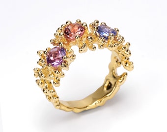 CORAL 3 STONE Ring, 14k Gold Tourmaline Ring, Tanzanite Ring, Amethyst Ring, Mother's Ring, Birthstone Ring, 3 Stone Engagement Ring