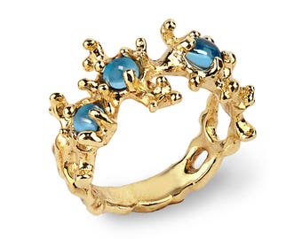 BETWEEN THE SEAWEEDS 14k Gold Blue Topaz Ring, Gold Gemstone Ring, Unique Gold Ring