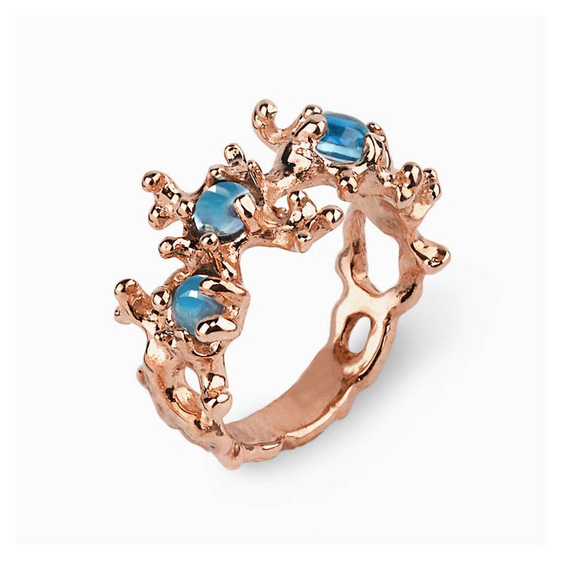 BETWEEN THE SEAWEEDS Rose Gold Ring, Blue Topaz Ring, Gold Gemstone Ring, Unique Gold Ring image 3