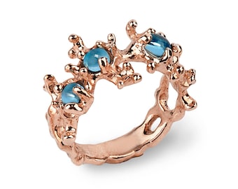 BETWEEN THE SEAWEEDS Rose Gold Ring, Blue Topaz Ring, Gold Gemstone Ring, Unique Gold Ring