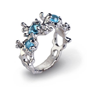 BETWEEN the Seaweeds 14k White Gold Ring Gold Blue Topaz - Etsy
