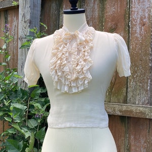 1930&#39;S Sheer Ruffled Puff Sleeve Cropped Blouse