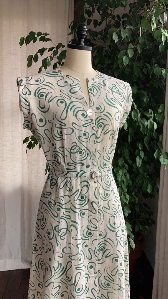 1950’s Linen Novelty Printed Summer Cocktail Dress - image 2