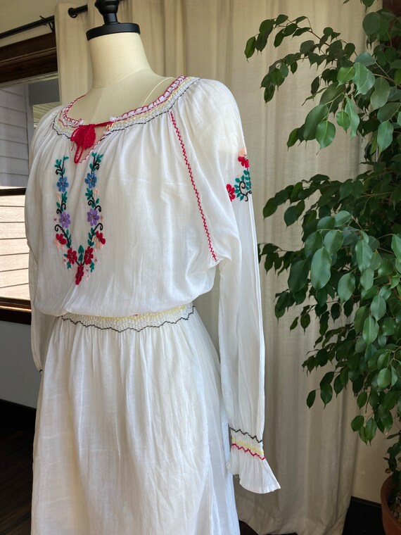 1970’s Boho Cotton Embroidered Dress - image 3