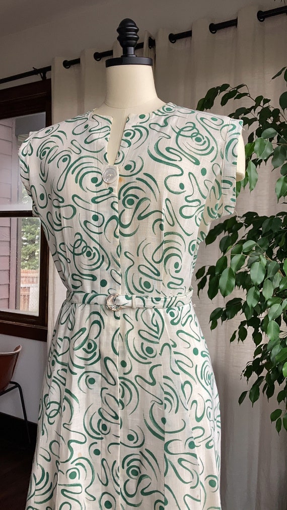 1950’s Linen Novelty Printed Summer Cocktail Dress - image 4