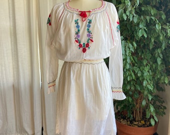 1970’s Boho Cotton Embroidered Dress