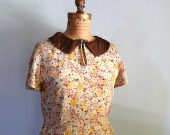 1930’s Handsewn Rayon Floral Peter Pan Collar House Dress