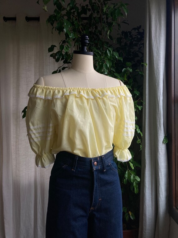 1970’s Yellow Cotton Flouncy Blouse