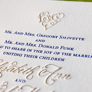 Invitaciones de boda impresas con tipografía DEPÓSITO Caligrafía AMOR Corazón