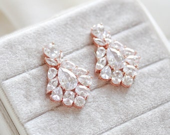 Rose gold Bridal earrings, Bridal jewelry, CZ Wedding earrings, Petite crystal drop earrings, Bridesmaid earrings, Rose gold Wedding jewelry