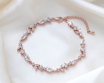 Rose gold Bridal bracelet, Bridal jewelry, Dainty Tennis bracelet, CZ Wedding bracelet, Rose gold Crystal bracelet, Wedding jewelry