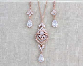 Rose gold Bridal jewelry Bridal necklace and earring set Wedding jewelry Rose gold Necklace set Bridesmaid jewelry Pendant necklace EMMA