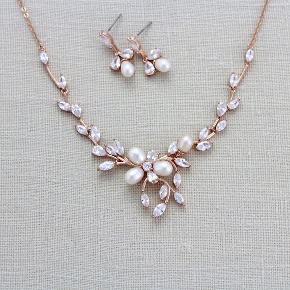Rose gold necklace Backdrop necklace Bridal jewelry Back necklace Necklace and earring set Wedding jewelry Back jewelry Rose gold jewelry