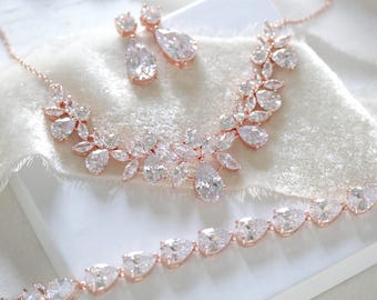 Rose gold Wedding jewelry set, Rose gold necklace set, Rose gold bridal bracelet, Bridesmaid jewelry, Necklace and earrings, Bridal jewelry
