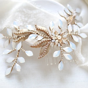 Antique gold hair comb for wedding, Floral hair accessory, Bridal hair piece, Bridal hair comb, Hair piece for Bride, Wedding Hair piece