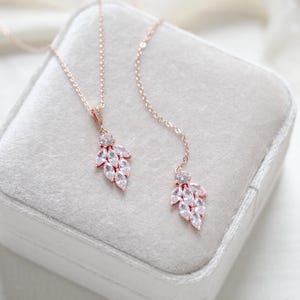 Rose gold backdrop necklace Bridal jewelry Rose gold Bridal necklace CZ Back necklace Delicate back jewelry Rose gold Wedding necklace