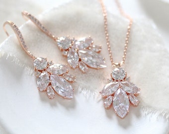 Set di gioielli da sposa in oro rosa, collana e orecchini con zirconi cubici