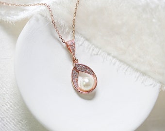 Rose Gold Bridesmaid necklace Crystal Bridal necklace Rose Gold Wedding necklace Wedding jewelry Pearl necklace Crystal necklace