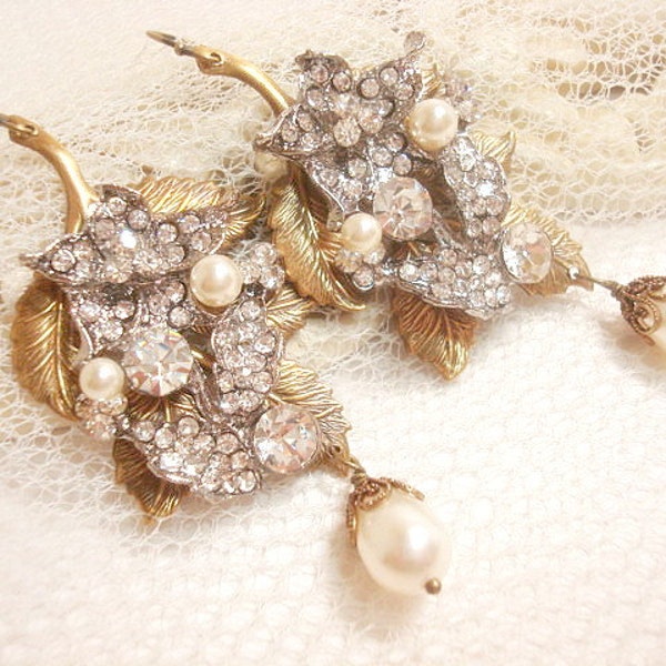 Bridal earrings, Vintage wedding earrings, Pearl wedding jewelry, rhinestone earrings, chandelier earrings, vintage style earrings