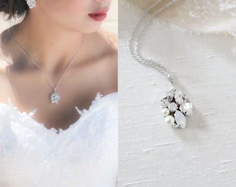 Crystal Bridal necklace, Bridal jewelry, Pearl Wedding necklace, Dainty pearl pendant necklace, Simple Wedding jewelry