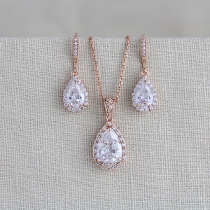 Dainty Bridal necklace and earrings Rose gold jewelry for bride Bridal jewelry set Bridesmaid jewelry Wedding Jewelry set Crystal earrings