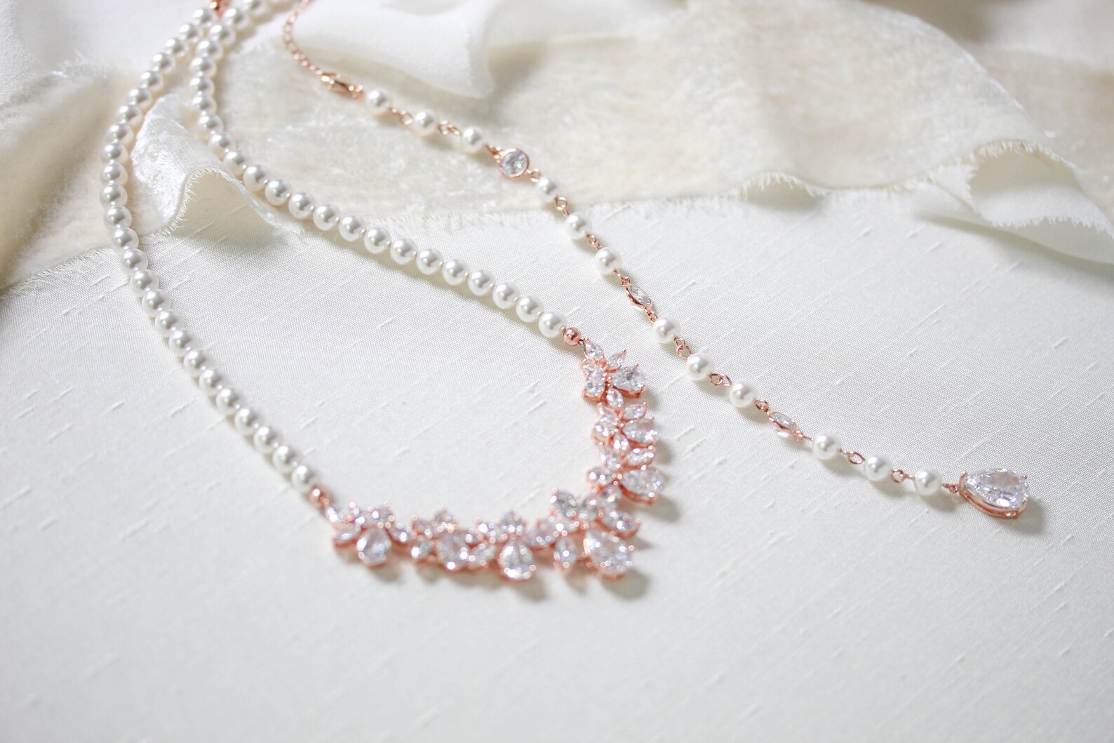 Bridal Backdrop necklace Pearl Wedding necklace Back drop Etsy