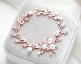 Rose gold Bridal bracelet Pearl Wedding bracelet Bridal jewelry Cuff bracelet Crystal Leaf bracelet Pearl bracelet Wedding jewelry