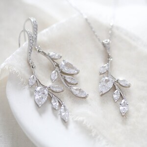 Delicate silver vine earrings and matching necklace