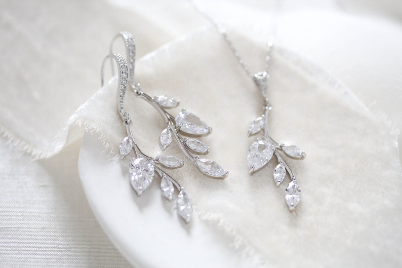 Delicate silver vine earrings and matching necklace