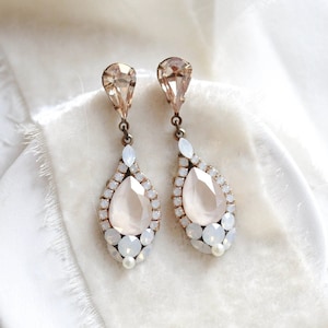 Antique gold Bridal earrings, Bridal jewelry, Earrings for Bride, Crystal Wedding earrings, Teardrop earrings, Vintage style earrings