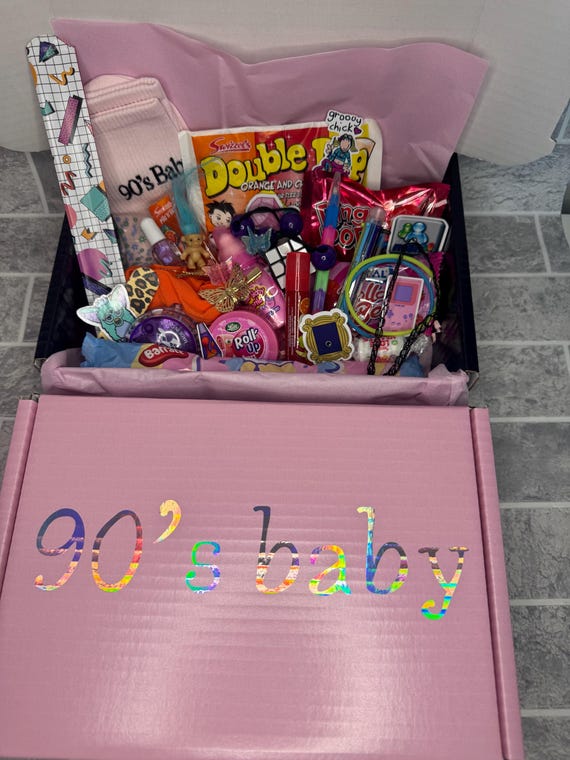 90s Nostalgia Gift Box | Thowback Accessories 90s Baby | Retro