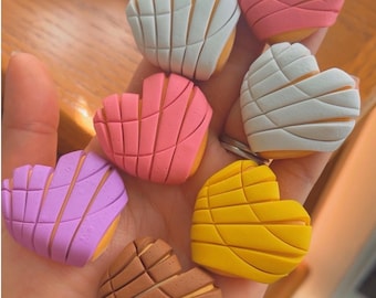 Heart Concha Con Café Badge Reel, Handmade Polymer Clay Pan Dulce